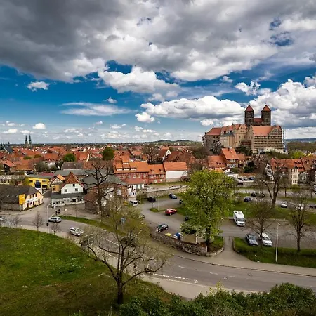 Sankt Marien Auf Dem Muenzenberg * Кведлинбург